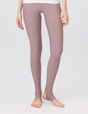 easyoga LA-VEDA Shanti Stirrup Leggings - P24 Azalea