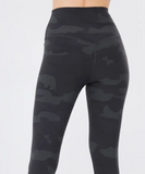 easyoga LESPIRO Glossy Slim Tights - T09 Black Camouflage