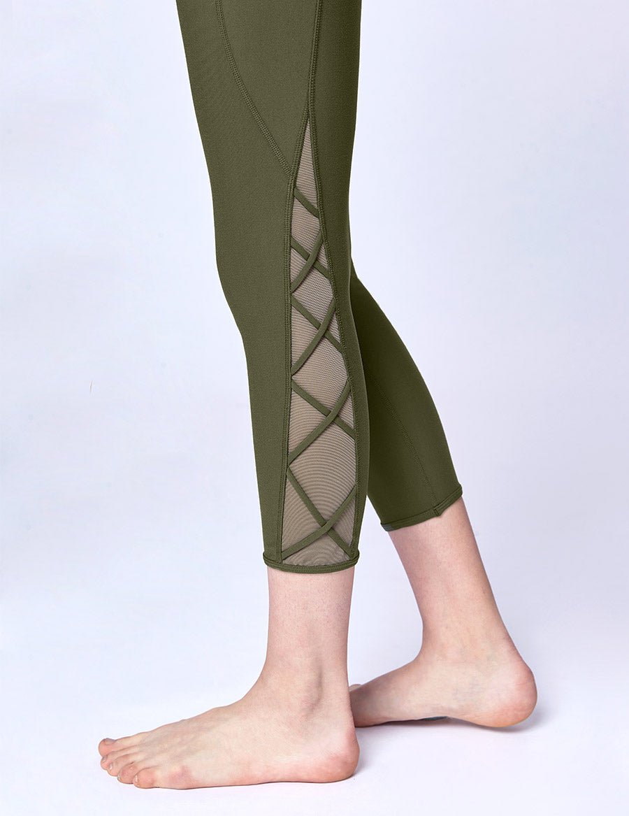 easyoga LA-VEDA Ethereal Lattice Cropped Pants - G30 Moss Green